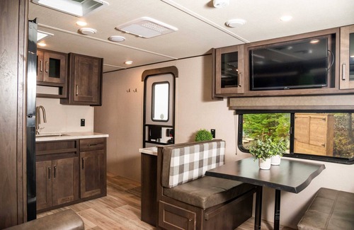 Kenora Resort | RV 3 Family Beach and Dock Perfect for Weekend Getaway