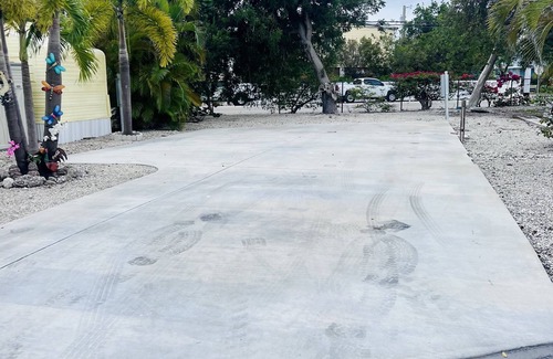 Cudjoe Key House | RV Lot Venture Out, 35x69' Accommodates Large/Oversized RVs