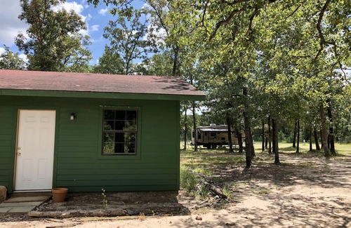 Athens RV Rental | RV Site with Full Hookups on Private Campground