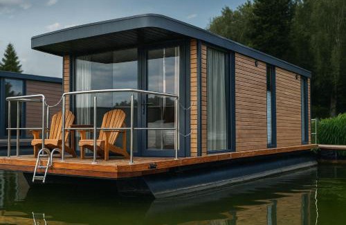 Koronowo Boat Rental | Rybakówka Houseboats Domki na wodzie