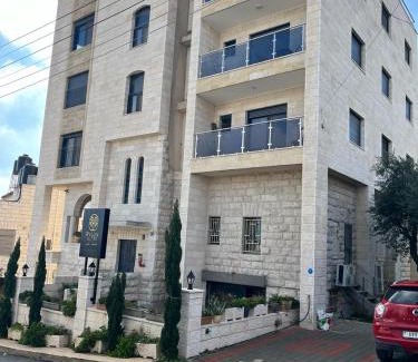 Ramallah Apartment | RyLux Suits