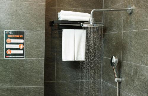 Thu Thiem Hotel | Sài Gòn Heat Hotel