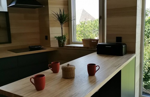 Villeneuve d'Aveyron House | Séjour au Coeur D'une Bastide Occitane