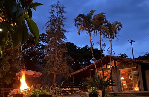Bananal House | Sítio Igrejinha Casa de Campo com Cachoeira Privativa na Serra da Bocaina-sp