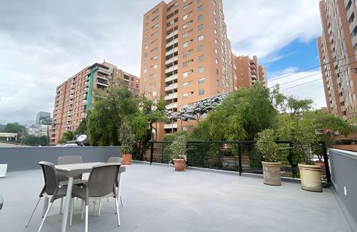 Santa Ana Apartment | Súper Apartamento TV, Wi Fi y parqueadero gratis