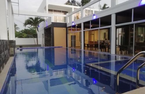 Marawila Hotel | Saara Beach Hotel