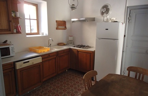 Gissac Apartment | Sabatier Apartment at the Eco-Museum – Authentic 1960s Farmhouse