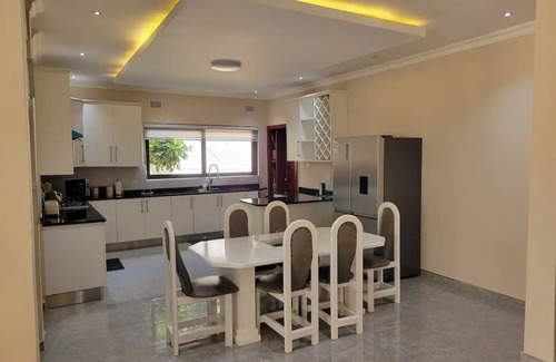 Kabulonga House | Sable Suites F1.3