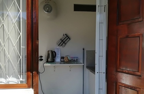 Durban North Cottage | Sacredsutine Garden Studio, Durban North