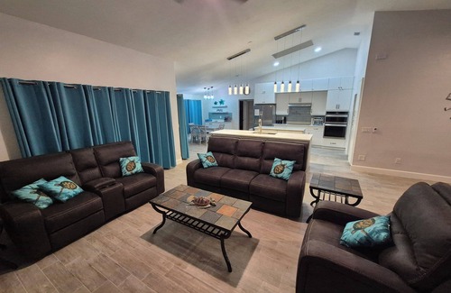 The Orchard House | Sadie's Daytona private pool home with 5 king beds , pool table and arcade games