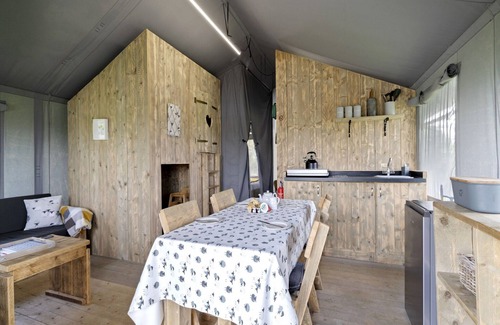 Hertford Ski Chalet | Safari Tent by Hertford Lake with Hot Tub