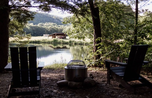 Thornton RV Rental | Safari Tent Site 6 | 1 Queen Bed & 1 Twin Bed | Pond View