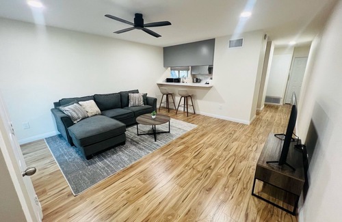 Cerritos Condo | Safe Quiet 1BR/1BA Condo