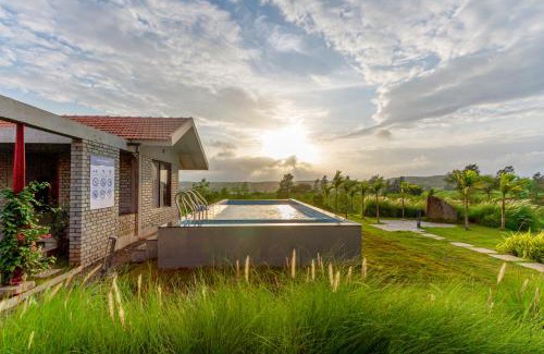 Dindori Villa | SaffronStays Ashfield - An eco-luxe 5-bdr farmhouse in Nashik