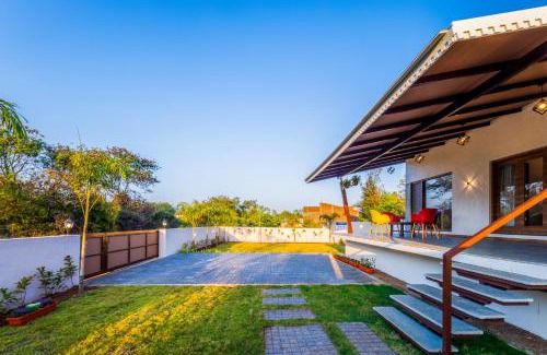 Anjaneri Villa | SaffronStays Blue Jasmine