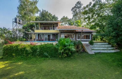 Nashik Villa | SaffronStays Sommeliers Choice