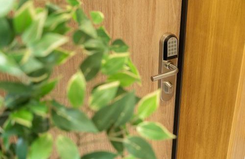 Old Town Apartment | Safira Suites 201