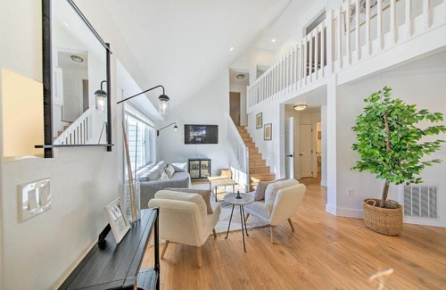 Sagle House | Sagle Family Getaway Less Than 1 Mi to River and Beach