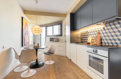 el Camp d'en Grassot i Gracia Nova Apartment | Sagrada Familia Apartment By Olala Homes