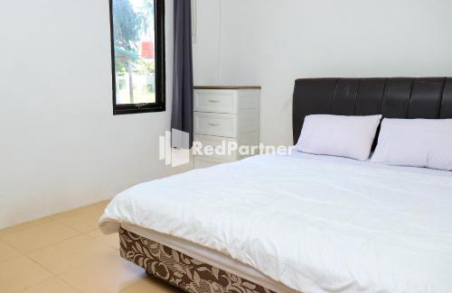 Tanjung Pandan Hotel | Sahabat Pantai Guest House Mitra RedDoorz