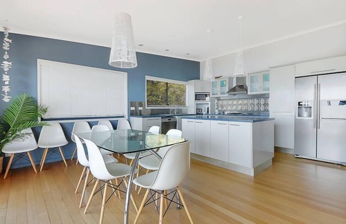 Brisbane Waterfront House | Sahara Blue at Tangalooma
