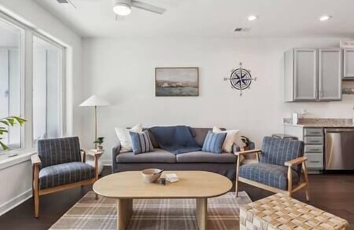 Issue Apartment | Sail Away To