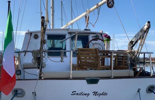 Alghero Boat Rental | Sailing Nights Boat&breakfast