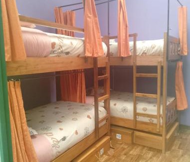 Downtown La Paz House | SAINT PETER'S LLAMA HOSTAL