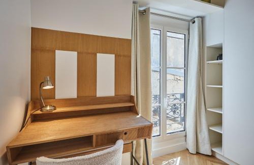 Saint-Germain-des-Pres Apartment | SaintGermainByCecile - Luxueux 2 pièces AC Bianca