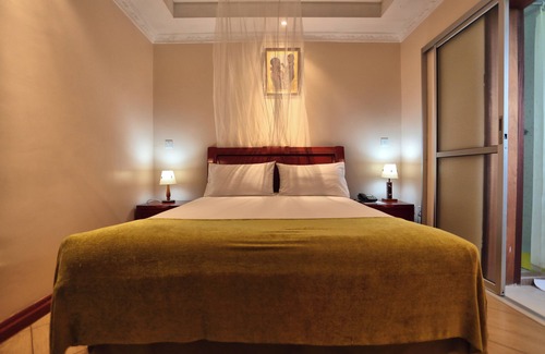 Langata Hotel | Sakinas Luxury Suites