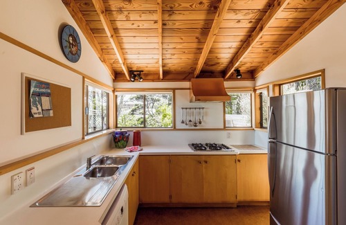 Piha House | SALE UNTIL OCTOBER - $330.00 per night.