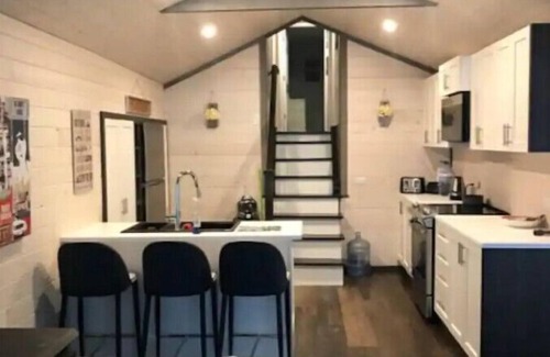 Irondale Cottage | Salerno Lake Hiden Gem