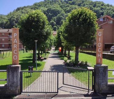 Rossana House | Salita al castello