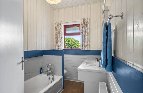 Cashel Cottage | Salmon Cottage