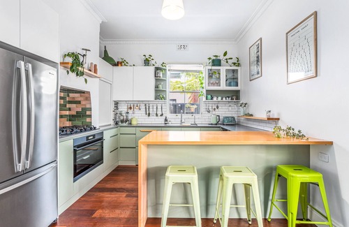 South Fremantle Cottage | Saltbush Cottage in fabulous South Fremantle.