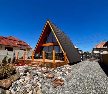 Sandulesti Ski Chalet | Saltwood A-Frame, Free Parking