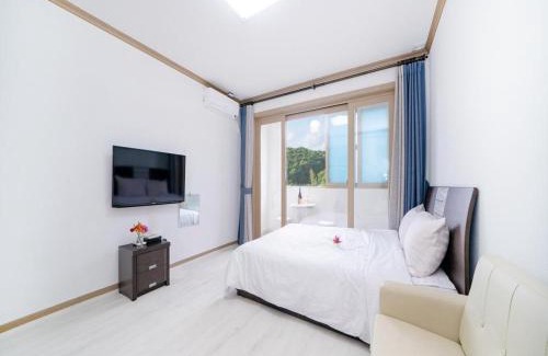 Samcheok House | Samcheo Happy House Pension