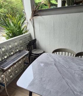 Rayong House | Samed Your House Family Room