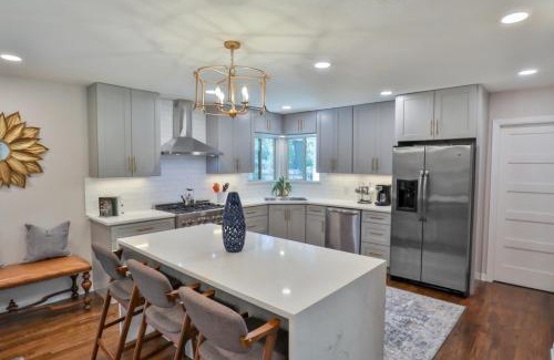 Castle Hills House | San Antonio, Casa Blanca in Castle Hills