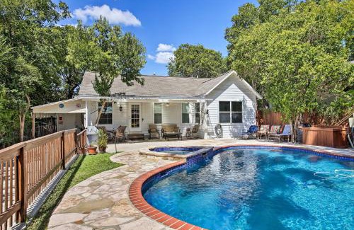 Northwest Los Angeles Heights House | San Antonio House with Private Pool, Spa and Grill