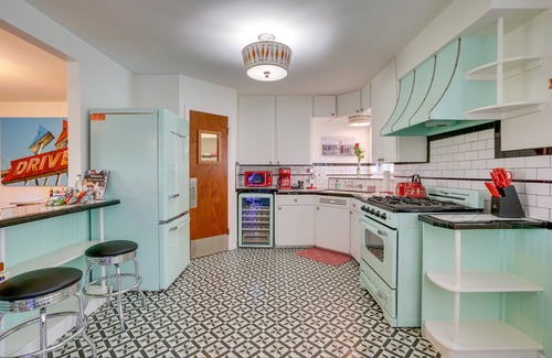 Alamo Heights House | San Antonio Retreat w/Private Hot Tub & Gas Grill