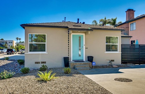 Roseville - Fleet Ridge House | San Diego Cottage with Private Patio 2 Mi to Beach!