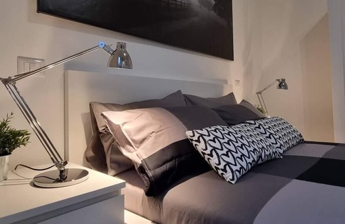 San Donato Milanese Apartment | SAN DONATO POLICLINIC - room 3