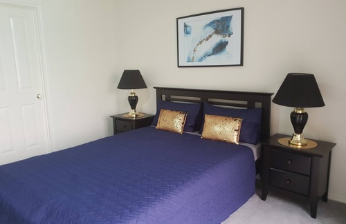 Mildura House | SAN Mateo - Vacation Home