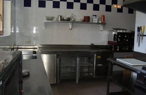 Yanguas De Eresma Cottage | San Pedro de Caldas housing for tourist use for 43 places.