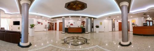 Castelluccio Superiore Hotel | San Raffaele Hotel Restaurant & Resort