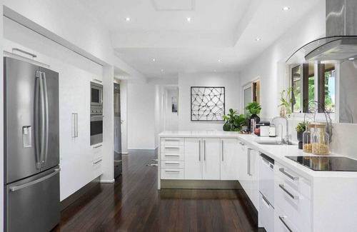 Kenmore House | Sanctuary for your Soul Rest in the Leafy Kenmore