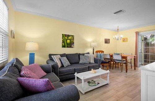 Anna Maria House | Sand And Sea 109 A