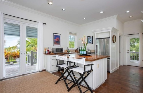 Rock Sound Cottage | Sand Dollar Cottage 2 Bedroom Cottage