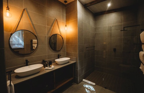 Harare Cabin | Sandalwood Lodge
